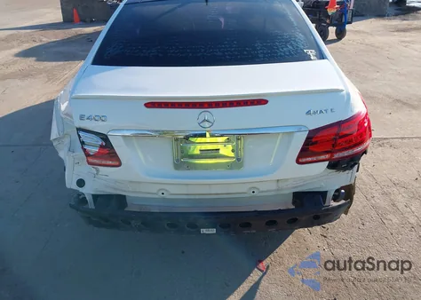 2016 Mercedes-Benz E 400 4Matic из США, поврежденный, VIN WDDKJ6HB9GF335642